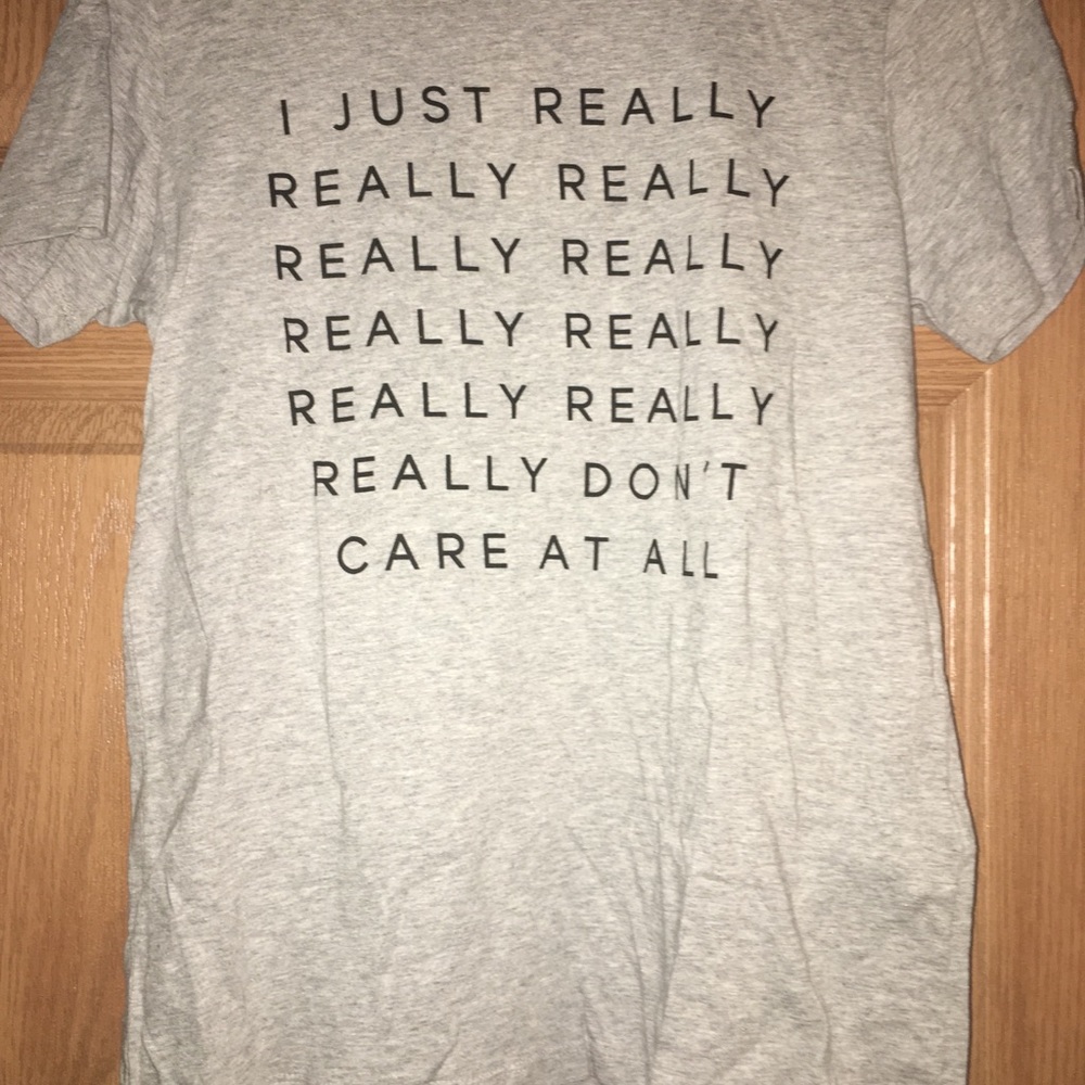 Forever 21 light grey quote t shirt